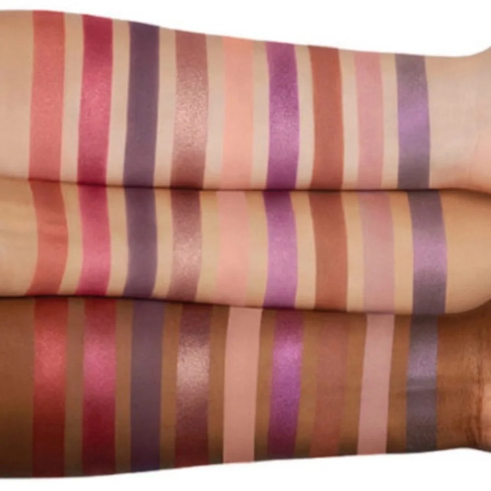 NWOB HUDA BEAUTY Purple Haze Eyeshadow Palette Bold Vibrant Glitter Neutral